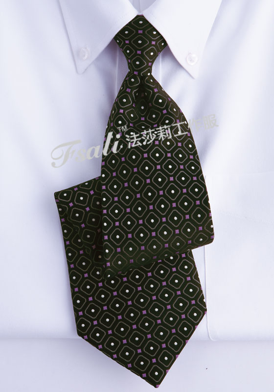 如何选择合适的西装领带？